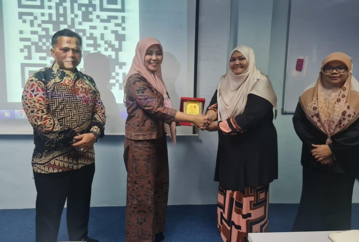 KEGIATAN GUEST LECTURE OLEH Dr. DEWI SUMA, S.E., M.M. TAHUN 2023 DI UNIVERSITAS MELAKA (UNIMEL) MALAYSIA